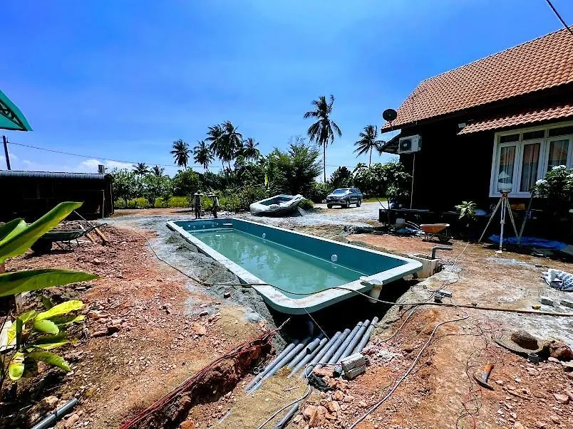 Βίλα Homestay Kampong Kota Aur Resort With Swimming Pool, Kepala Batas, Seberang Perai, Penang